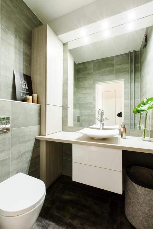 Plac Zbawiciela Apartament *